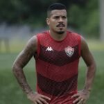 Ex lateral esquerdo do Vitória é preso