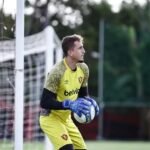 Vitória anuncia goleiro Thiago Couto como primeiro reforço para o segundo semestre