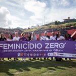 Jogo parado!!! Existe um adversário muito perigoso: a violência contra a mulher.