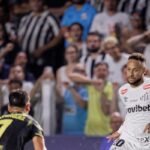 Climão na Vila: Neymar rebate torcedor, perde a linha e expõe crise no Santos