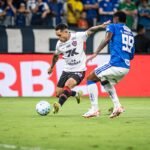 Vitória é atropelado pelo Cruzeiro, sofre 3 a 0 e liga alerta na temporada