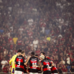 Arrascaeta sofre fratura em empate do Flamengo na Libertadores