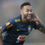 Prefeito condiciona ponto facultativo à convocação de Neymar
