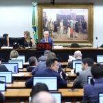 CCJ da Câmara retoma análise de PEC que propõe redução da maioridade penal para 16 anos