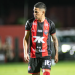 STJD marca julgamento de recurso do Vitória sobre punições a Erick e Fábio Mota
