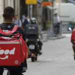 Nova lei obriga Uber, 99 e iFood a oferecer SAC 24h em Salvador