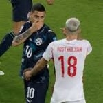 Tolerância zero ao racismo: Miguel Almirón vira 1º expulso da “Lei Vini Jr” após gesto suspeito em campo