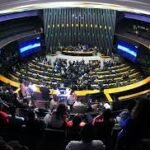 Misoginia pode virar crime inafiançável no Brasil: Câmara vota lei que endurece punições e mira até redes sociais