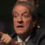 Valdemar tenta conter crise entre Michelle e Flávio Bolsonaro e alerta para risco eleitoral