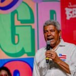 Jerônimo defende educação como instrumento de emancipação em ato das juventudes em Bom Jesus da Lapa