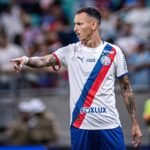 CHAPÉU HISTÓRICO! São Paulo atravessa o Inter e arranca joia do Bahia de última hora