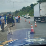 Trecho da BR-324 volta a ser parcialmente interditado após vazamento em drenagem