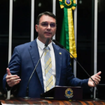 PL marca convenção para oficializar candidatura de Flávio Bolsonaro