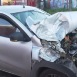 Motorista cochila ao volante, bate em ônibus e interdita parcialmente via em Salvador