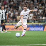Com gols de Borbas e Reinier, Atlético-MG vence o Vitória na Arena MRV e amplia sequência invicta