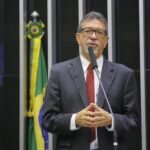 Após ACM Neto ser candidato mais rejeitado em pesquisa, deputado comenta: “Fez gestão de maquiagem em Salvador”