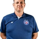 Estratégia, longevidade e vantagem: a relação de Rogério Ceni com o clássico Ba-Vi