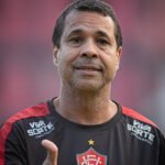 Rodrigo Chagas ganha protagonismo no Vitória e vira peça-chave para o Ba-Vi