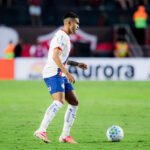 “Fizemos um jogo muito acima”: Jogador do Bahia concorda que placar no clássico poderia ter sido maior e projeta evolução em casa