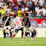 Técnico do Vasco exalta atuação contra o Bahia e vê equipe no caminho certo