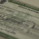 Eleitores têm até 20 de agosto para solicitar voto em trânsito