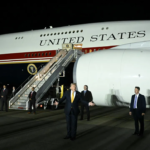 Trump deixou Turquia em avião militar após ameaça do Irã
