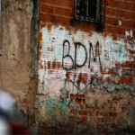 Moradores relatam pressão de facção para mudar nome do bairro Dois de Julho