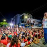 Flávio Bolsonaro é pior que o pai, diz Rui ao alertar para risco de milícia na Presidência