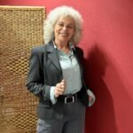 Escritora baiana que vive na Alemanha, Telma Brites retorna à Bahia para lançar dois livros em Salvador e ser homenageada em Cafarnaum