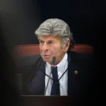 Fux pede acesso a processos contra Jair Bolsonaro no STF