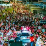 Jerônimo comanda última onda vermelha antes do 1º turno e lota ruas de Amargosa na véspera da eleição