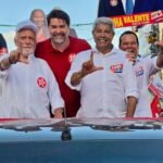 Jerônimo faz caminhada em Salvador e intensifica mobilização por Lula na Bahia